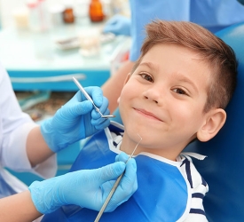 Vì sao phải thực hiện các dịch vụ nha khoa trẻ em?